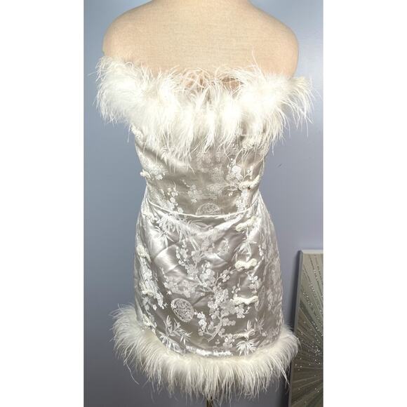 Sau Lee Jayde Sateen Jacquard Feather Hem Ivory White Mini Dress Size 14 - Picture 3 of 13